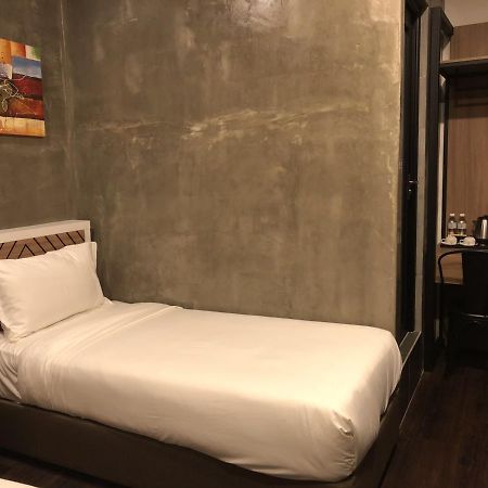 K Boutique Hotel Teluk Intan Exteriör bild